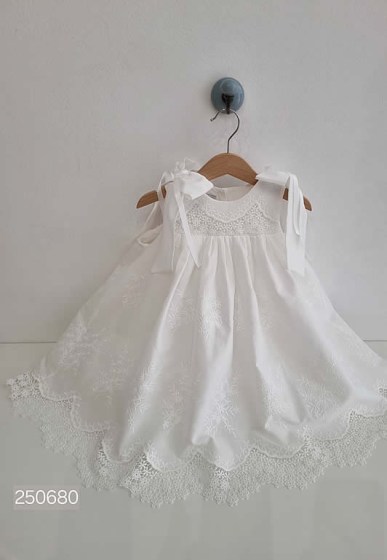 Βαπτιστικό φόρεμα ριχτό 250680 